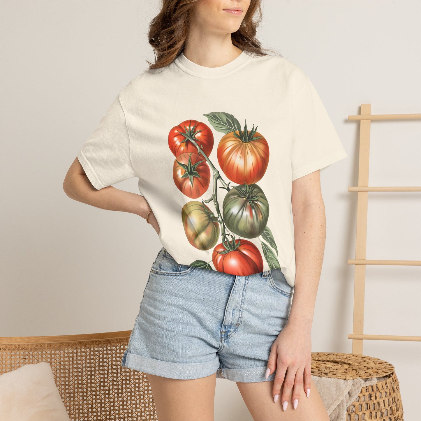 Botanical Tomato Comfort Colors Shirt Summer Vegetable Tee Tomato Girl Summer Vegetable T-Shirt Botanical Tee-Shirt