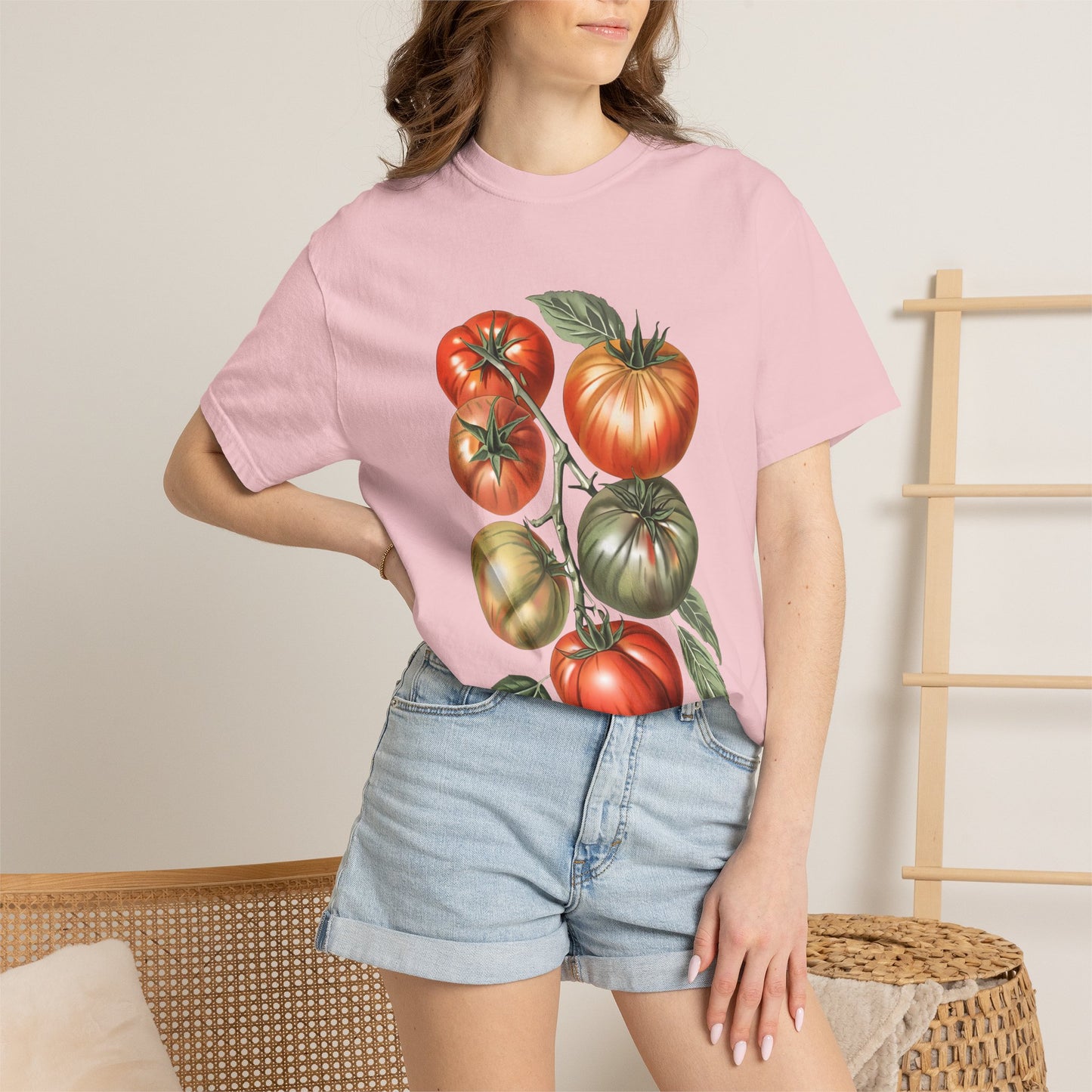 Botanical Tomato Comfort Colors Shirt Summer Vegetable Tee Tomato Girl Summer Vegetable T-Shirt Botanical Tee-Shirt